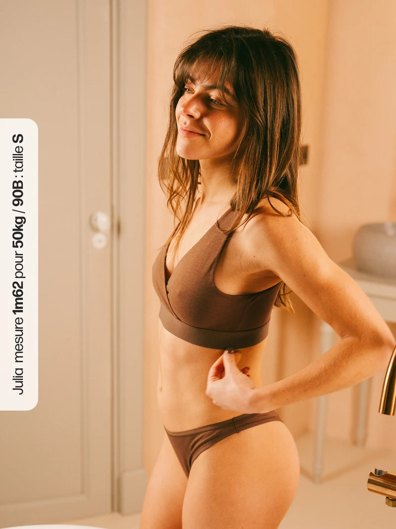 Brassière croisée
