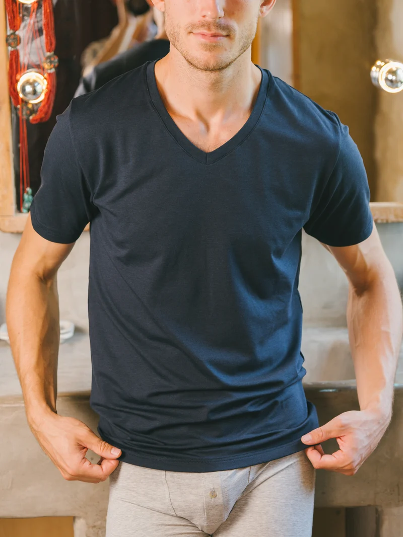 T-shirt col V homme