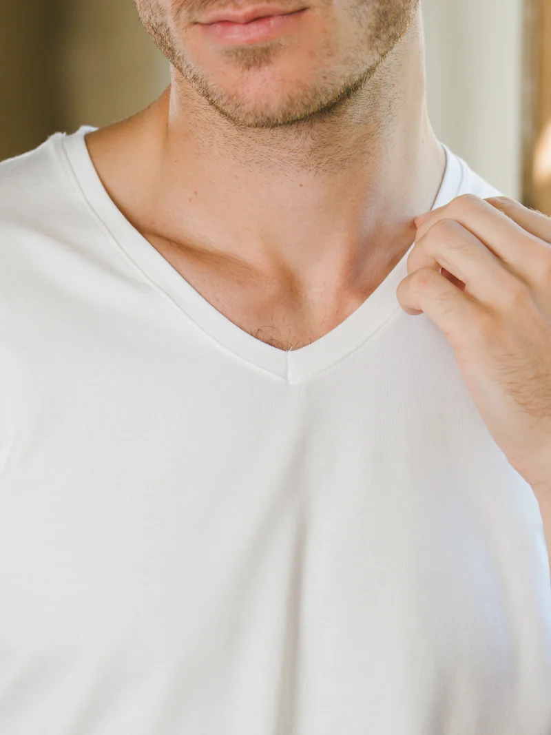 T-shirt col V homme