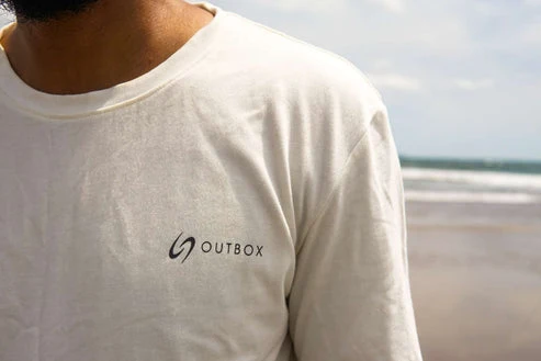 OUTBOX AVOBOX BEIGE TEE