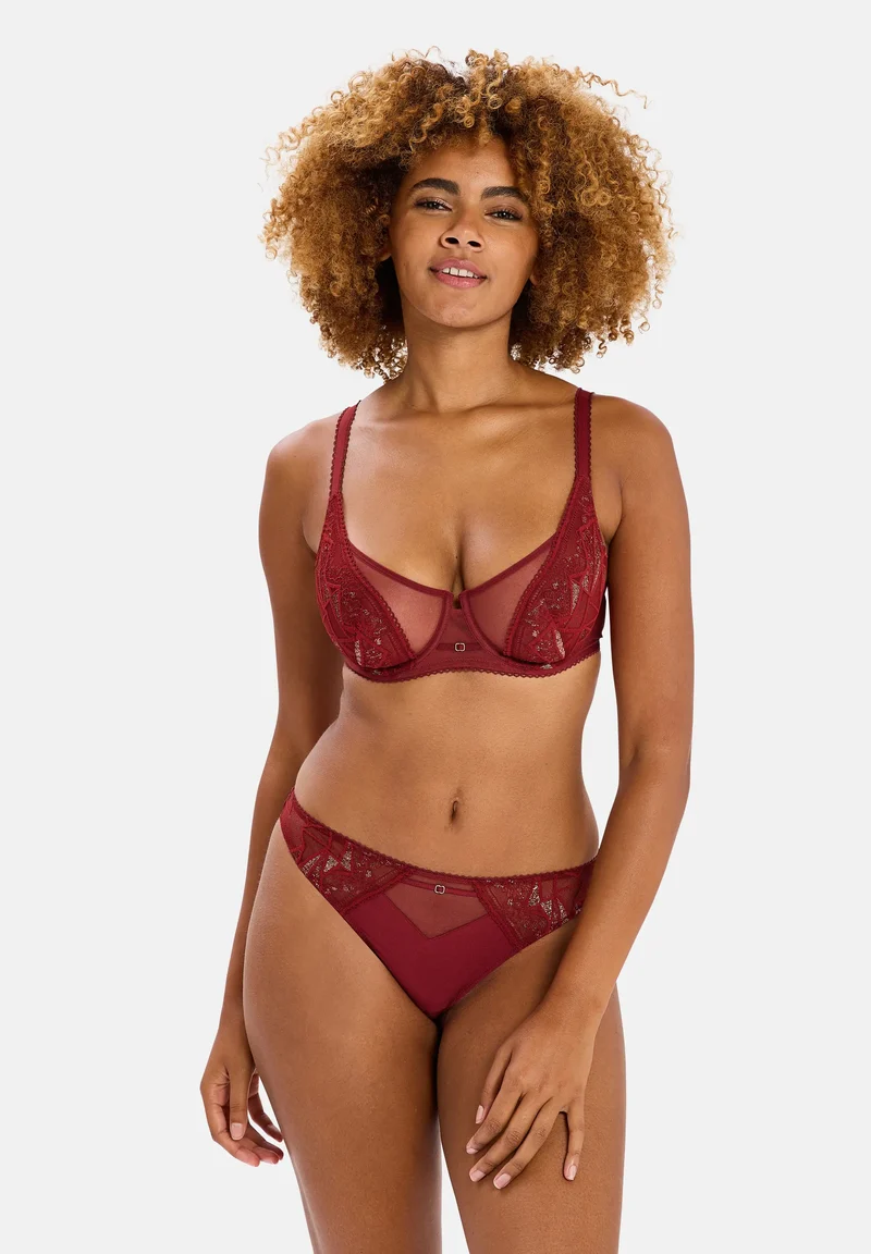 Ensemble Désiré rouge avec nuisette