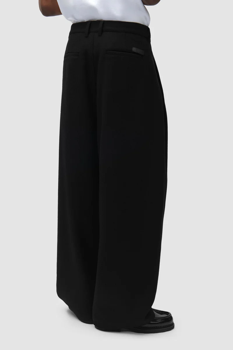 Arte Antwerp WOOL PLEATED GALLERY PANT Black