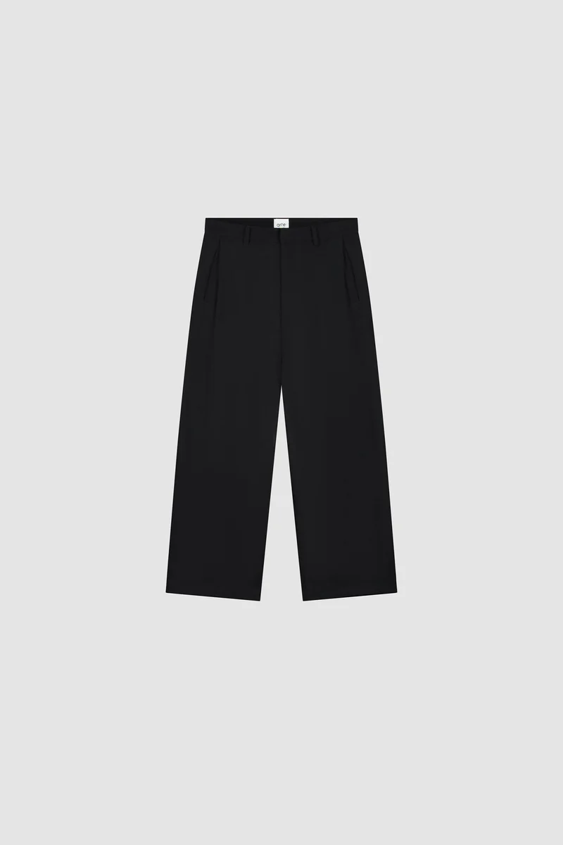 Arte Antwerp WOOL PLEATED GALLERY PANT Black