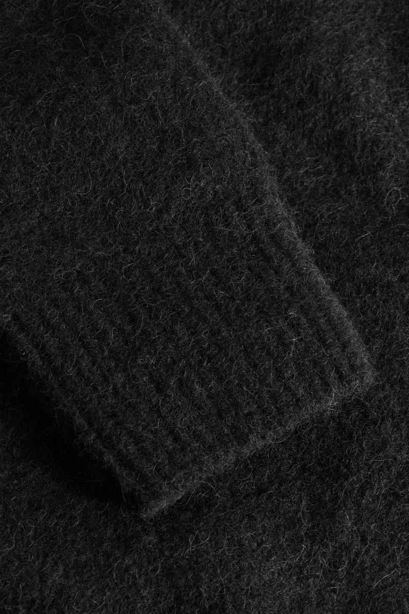 Rasmus Brushed V-Neck Sweater Black
