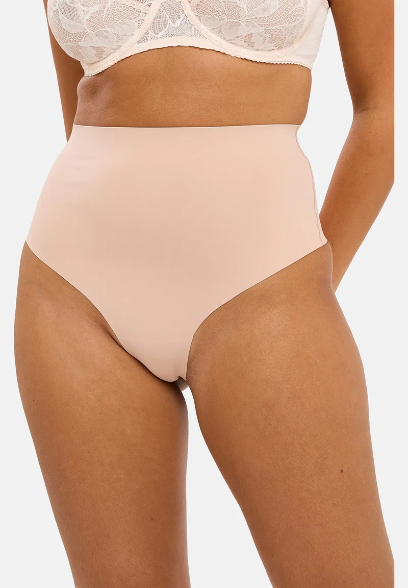 String taille haute gainant Perfect Touch Nude