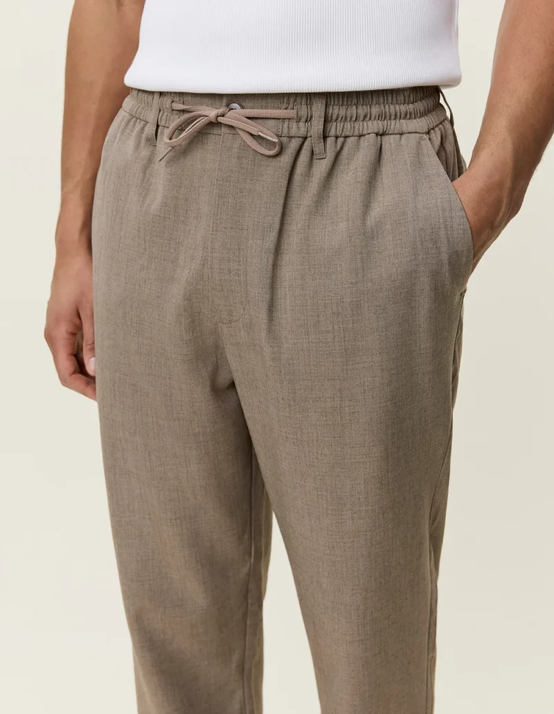 Les Deux COMO TAPERED SUIT PANTS Dark Sand Melange