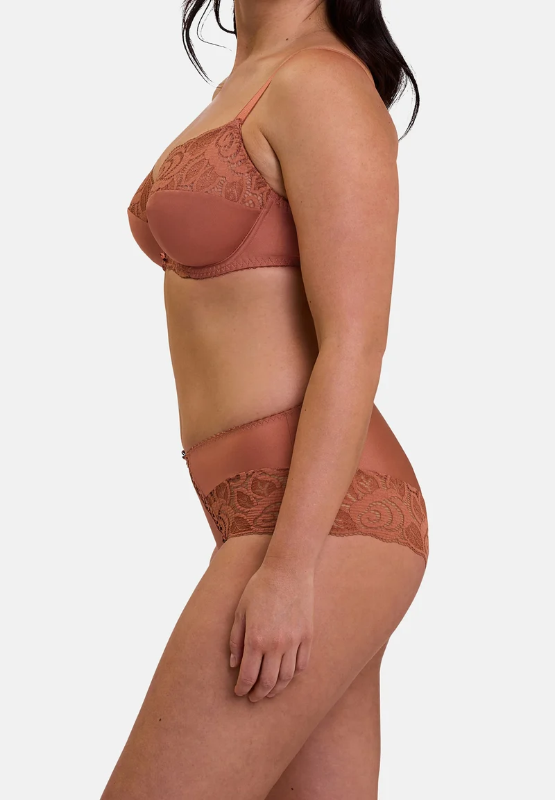 Shorty Amélie Brun Bruschetta