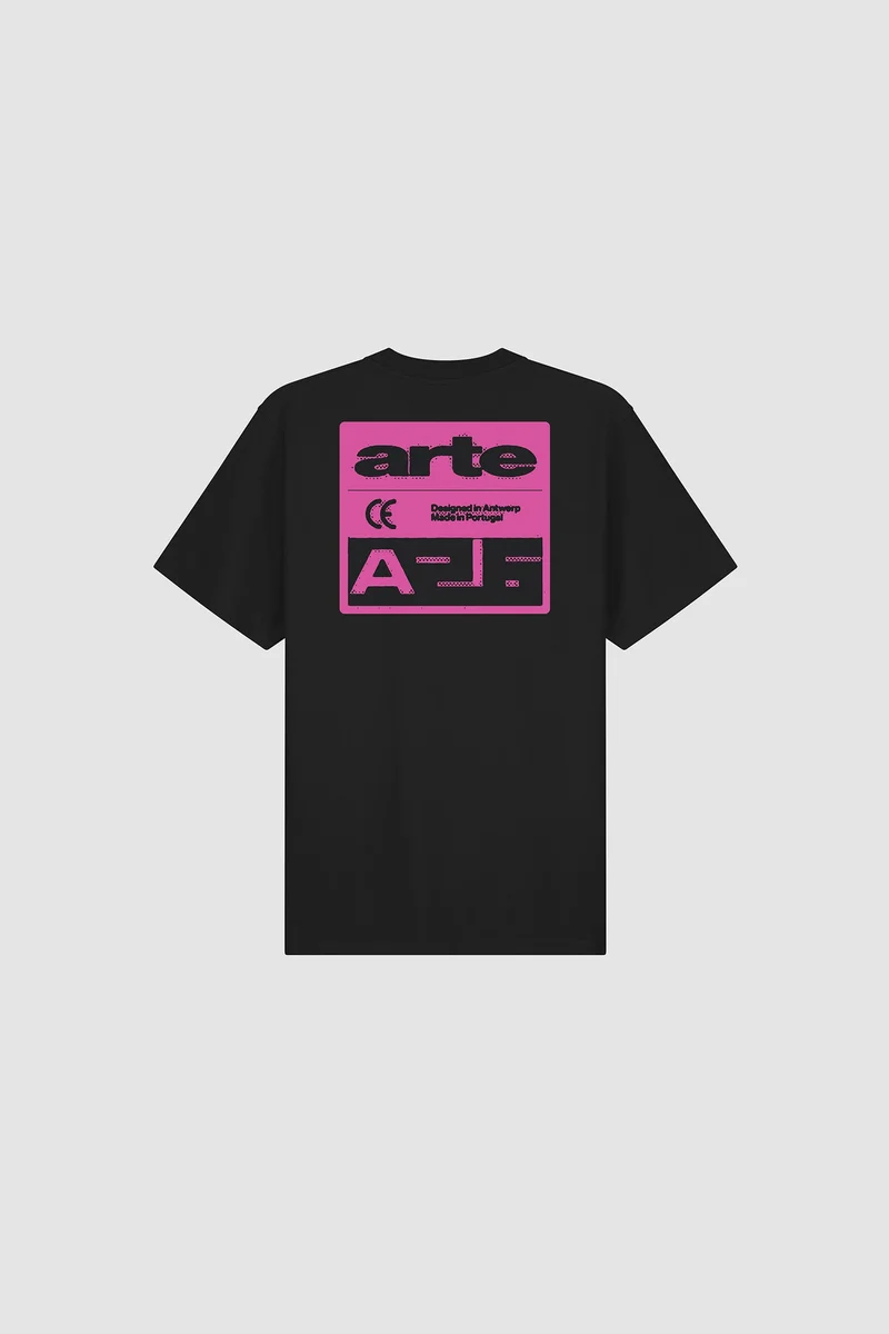 Arte Antwerp PINK SERIAL S/S TEE Black
