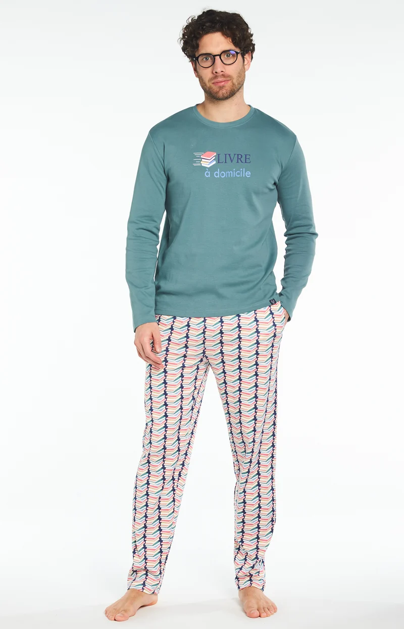 Pyjama - Livre à Domicile