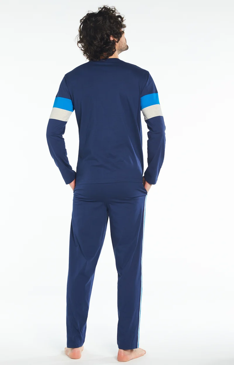 Pyjama Long- bed or not to Bed