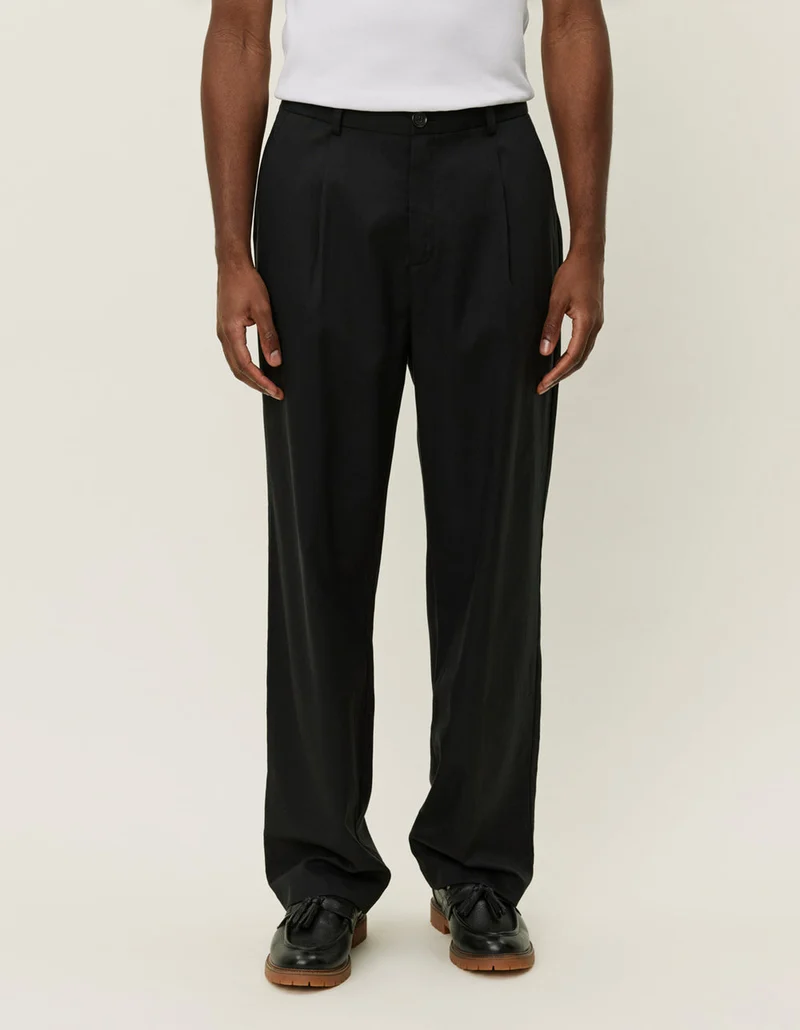 Les Deux Randall Pleated Twill Suit Pants Black