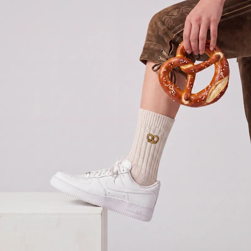 Norweger Socken | Off White "Lebkuchenherz & Brezn"-Edition